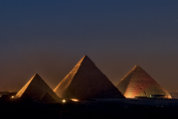 Pyramiden Lichtshow